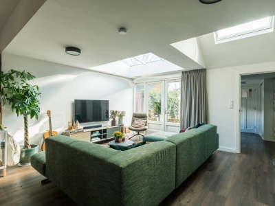Woonkamer in de uitbouw – Huizen